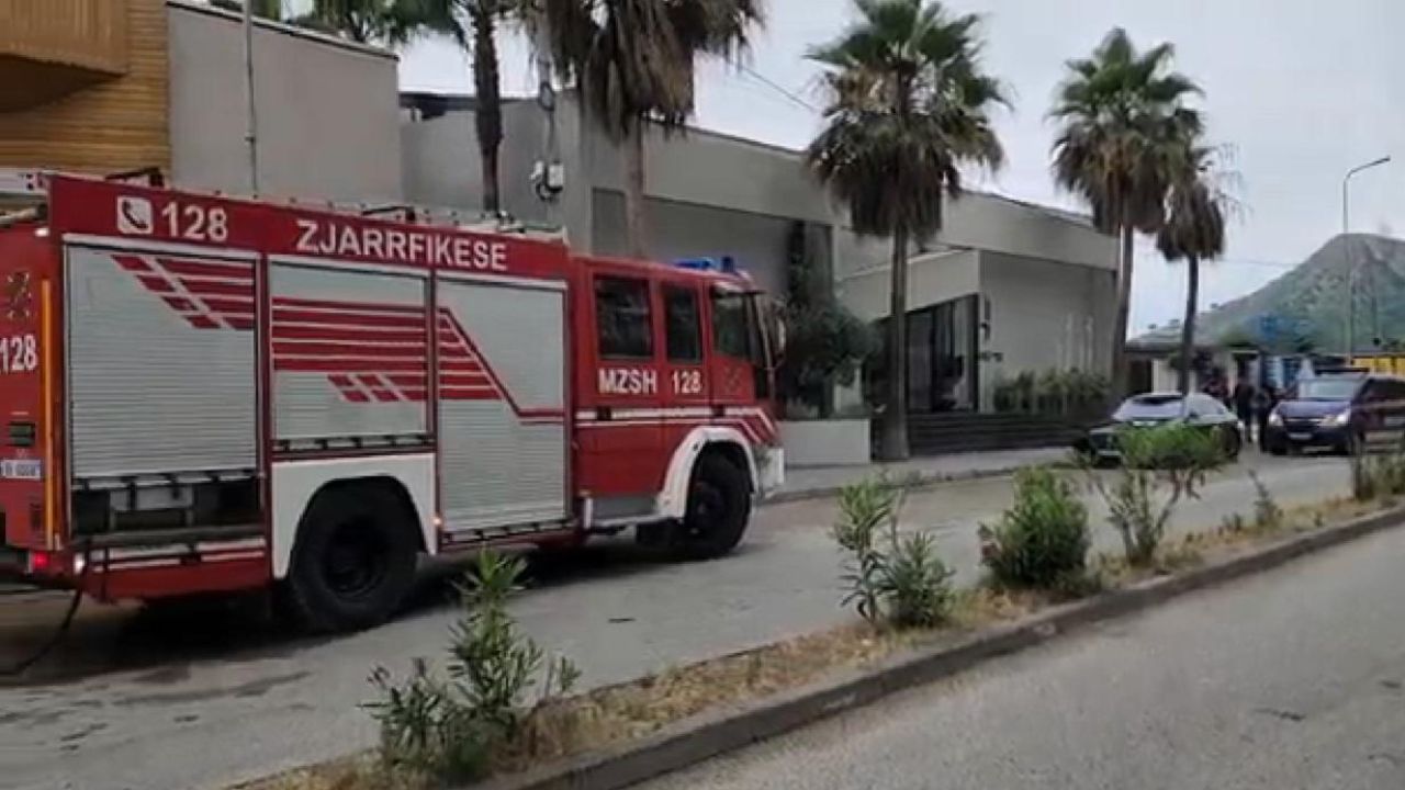 LAJM I FUNDIT/ Noizyt nuk i ndalen telashet, i hedhin kapsolla në tarracën e restorantit