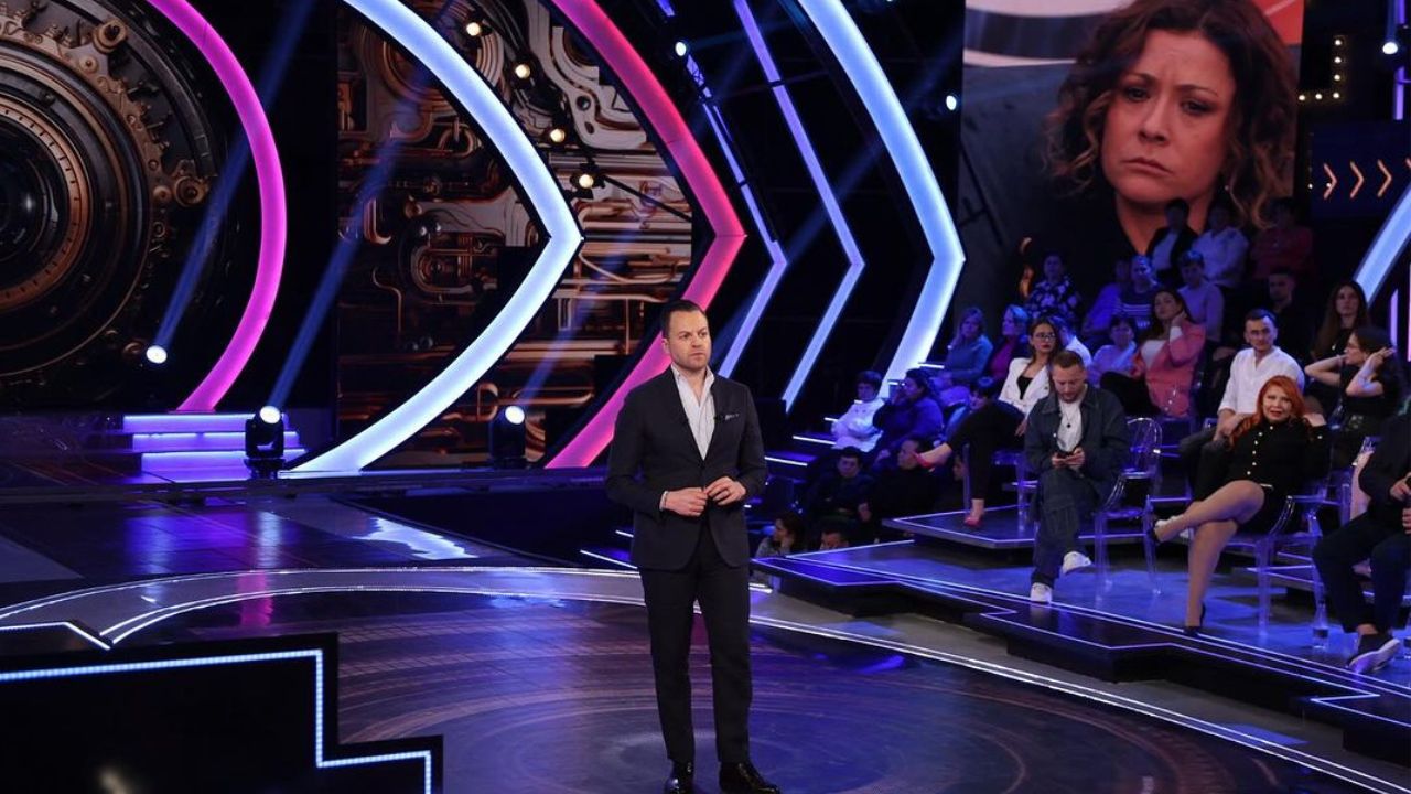 Kush eliminohet, Silvi apo Ledjona? Mes sherreve dhe debateve për pyetjet anonime, sot spektakli i “Big Brother VIP’, ja ku mund ta ndiqni live