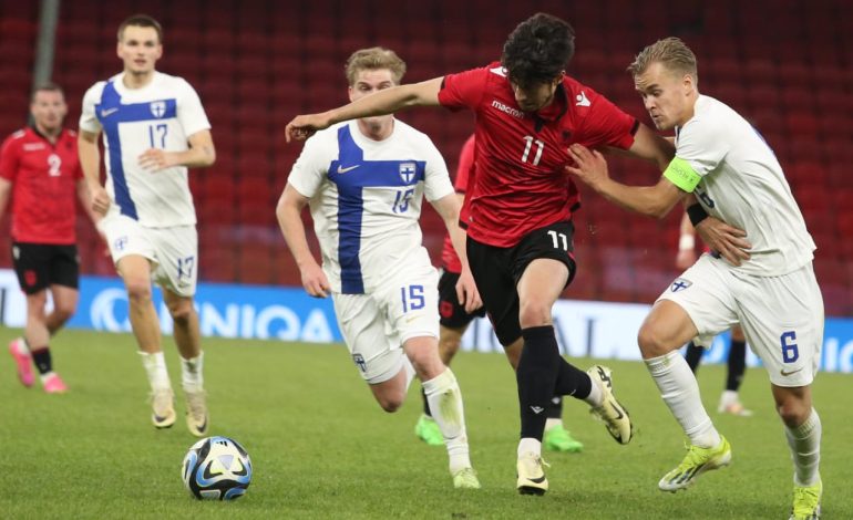 “X” i hidhur në “Air Albania”, Shqipëria e Bushit “ngec” përballë Finlandës, ndërlikohet kualifikimi