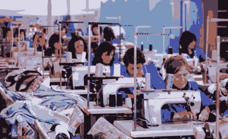 Gratë e sektorit fason paguajnë një çmim të lartë për forcimin e lekut