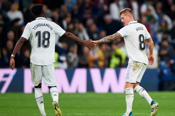 Arkitekti i sukseseve të viteve  të fundit, mesfushori drejt rinovimit me Real Madrid