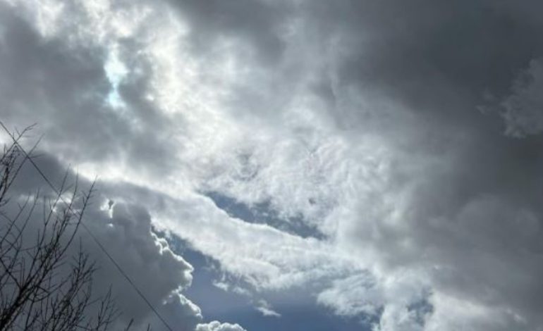 Shi dhe rrebeshe! Si do jetë parashikimi i motit për këtë të enjte