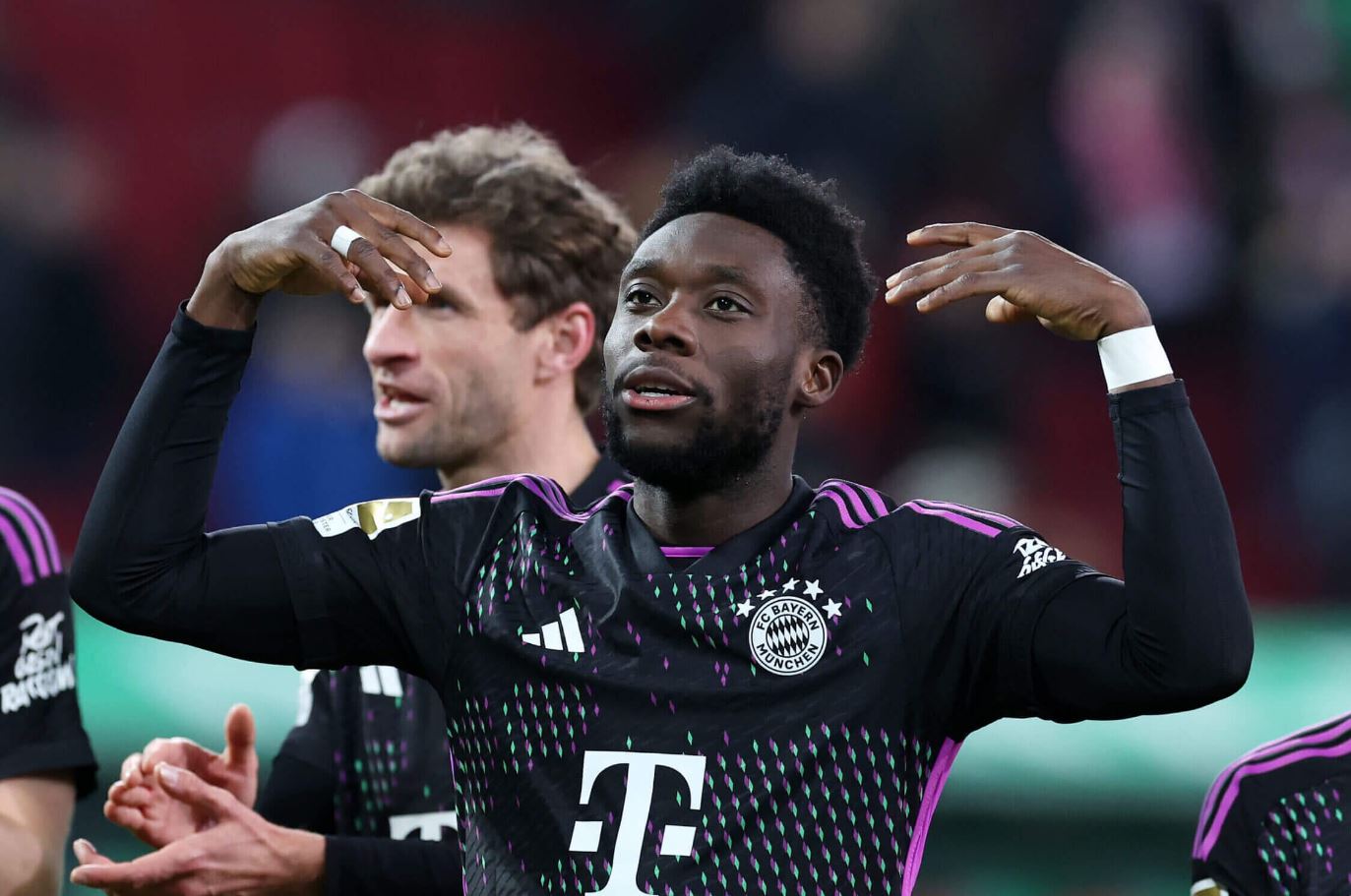 “Eksod” te Bayern Munich, jo vetëm Davies, një tjetër yll refuzon rinovimin