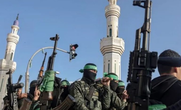 U vra nga Izraeli gjatë një sulmi ajror, SHBA njofton vdekjen e udhëheqësit të lartë ushtarak të Hamasit