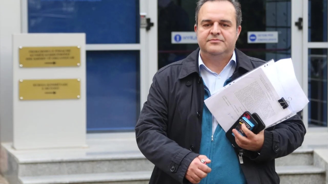 “S’ka asnjë detyrim, mos u shqetëso”, mjeku Edvin Prifti publikon sërish përgjimet e SPAK ndaj tij me pacientët: M’i mbajtën sekret 3 vite! Kam thënë se në QSUT…