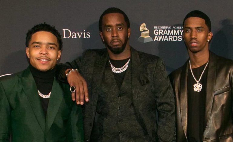 Djemtë e Diddy-t shihen për herë të parë në publik pas arrestimit