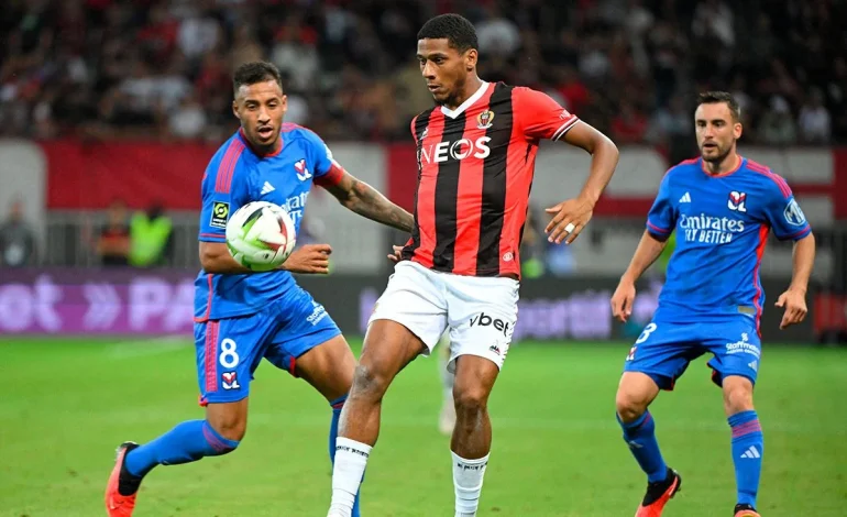 United identifikon një mbrojtës për sezonin që vjen, mund të përfitojë edhe … Barcelona