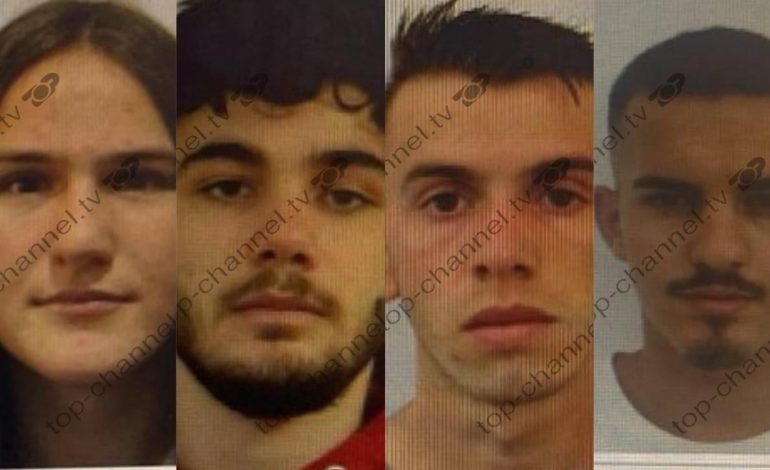 FOTOT/ Kallashnikovë, pushka dhe municion luftarak! Kush janë të rinjtë e akuzuar për trafik armësh, mes tyre edhe ish-policja e Burgjeve