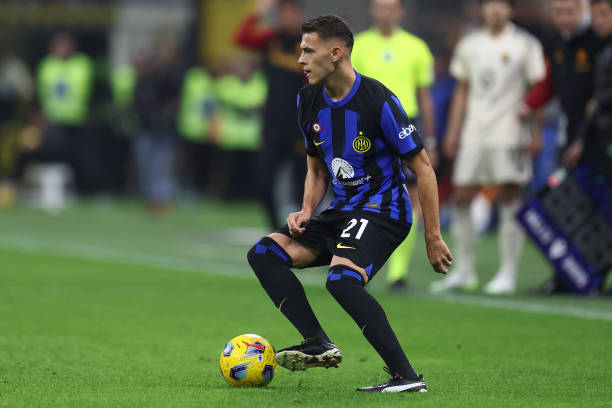 Asllani nga minuta e parë, mundësi e mirë ndaj Genoas për mesfushorin shqiptar