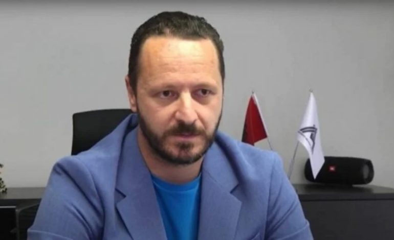 I dha tenderin biznesmenit të arrestuar dhe përfitoi përmes konsulencës që ofroi kompania e tij, Gjykata e Posaçme lë në burg Evis Berberin