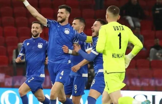 Teuta thyen Tiranën në kryeqytet, bardheblutë largohen nga “final four”, Vllaznia ngec përballë Erzenit