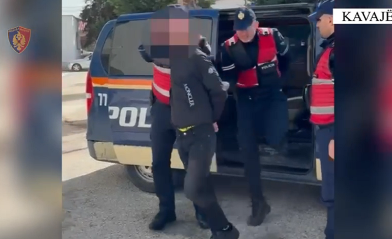 Grabiti marketin në Kavajë, nën kërcënimin e armës, arrestohet brenda 12 orëve autori (Emri) 
