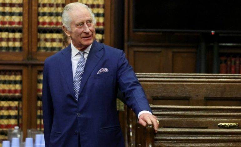Po i nënshtrohet terapisë ndaj kancerit, mbreti Charles njofton nëse do të marrë pjesë në kremtimin e Pashkëve të dielën