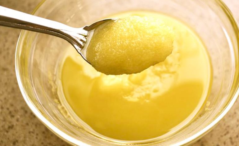 Arsyet kur Kolla Përkeqësohet Gjatë Natës – Mënyrat për Qetësimin e Saj