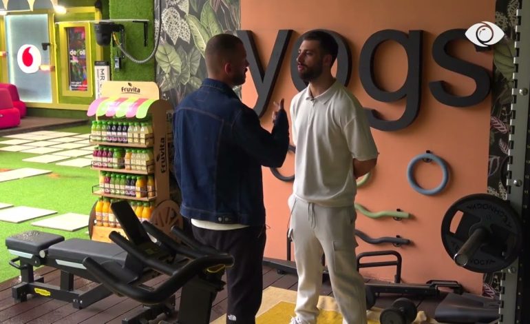 “Ta tregoj sa burrë jam”, pas gjestit të Meritonin me heqjen e rripit, Romeo: Jam i zhgënjyer me ty! Situata e dytë që…