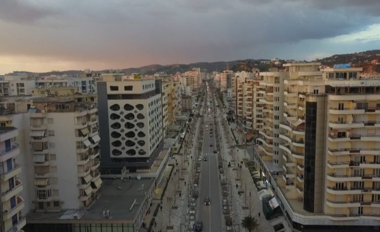 Shtëpitë me qira, ndryshon ligji/ Lehtësi për ata që përdorin platformat online, detyrimin për t’u regjistruar në QKB do ta kenë vetëm…