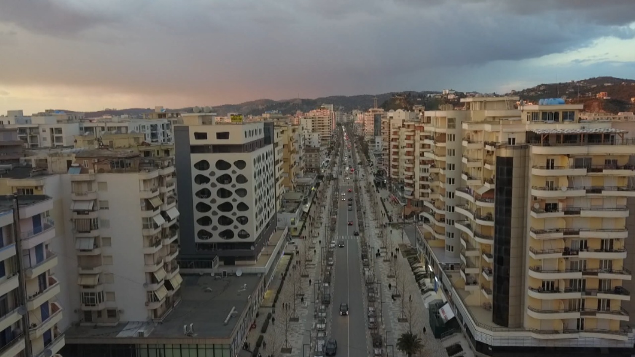 Shtëpitë me qira, ndryshon ligji/ Lehtësi për ata që përdorin platformat online, detyrimin për t’u regjistruar në QKB do ta kenë vetëm…