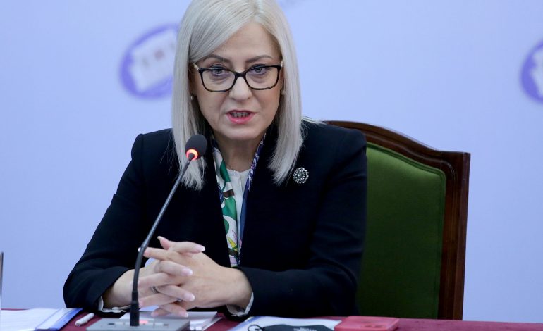 “Mazhoranca dhe ‘Rithemelimi’ në prag të një marrëveshjeje në Kuvend”, Birn: Bisedime edhe për Reformën ne Drejtësi