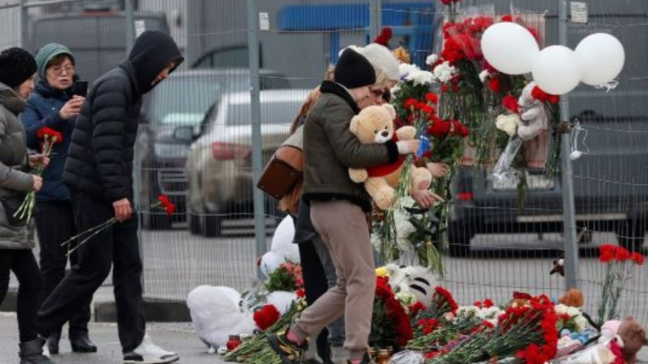 Rusia e akuzon për sulmin terrorist, Ukraina reagon sërish: Gënjeshtër, ne luftojmë me pushtuesit, jo me…