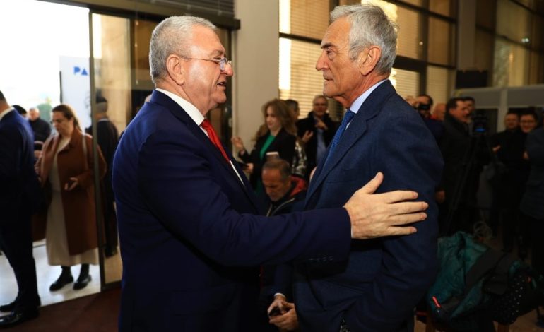 Historike/ Futbollistët shqiptarë do konsiderohen si vendas në Itali