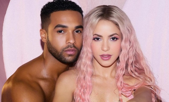 Shakira në krahët e yllit të “Emily in Paris”, çfarë i bëri bashkë?