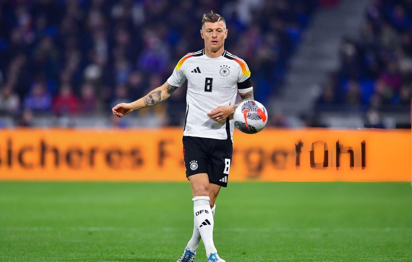 “Nuk e di nëse do të vijë”, Kroos “bekon” Mbappe: Është nga më të mirët në botë, e ardhmja ime?