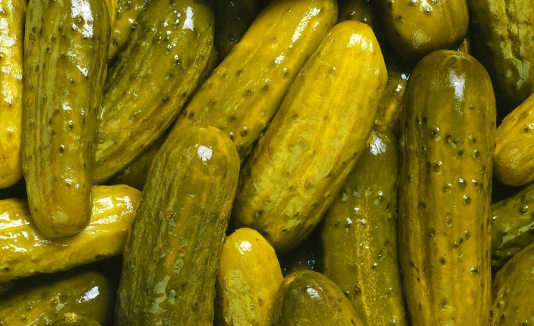 Tensioni i Lartë i Gjakut – Cilat Janë Ushqimet që e Rrisin më Tepër