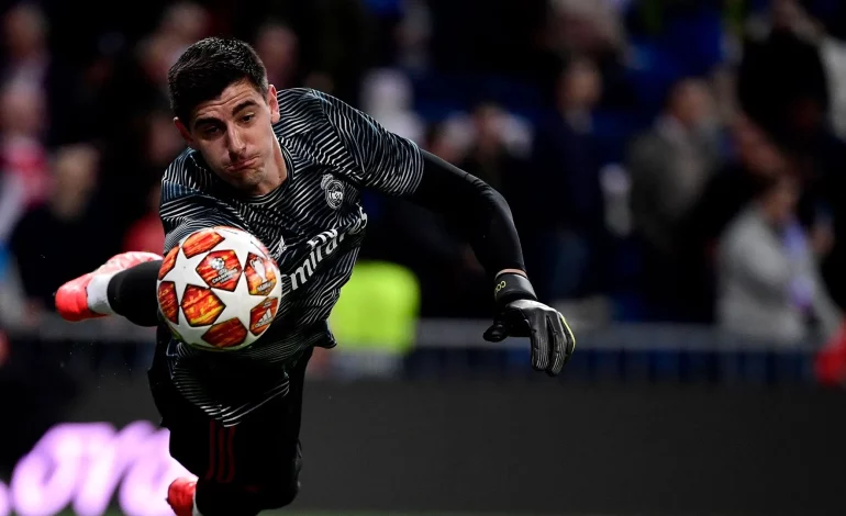 Courtois i nënshtrohet operacionit, reagon klubi i Realit
