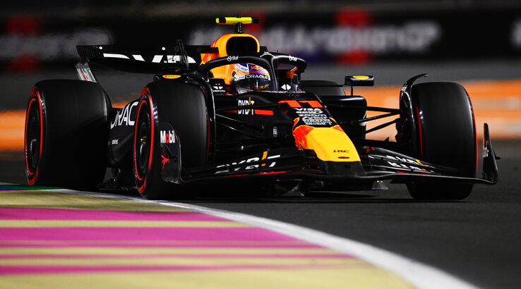 Verstappen i pakapshëm, e nis i pari edhe garën e Arabisë Saudite, për Ferrarin debuton një 19-vjeçar