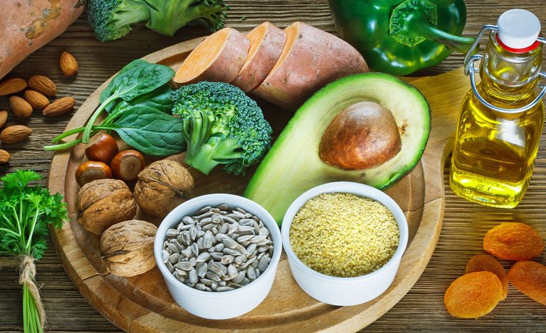 Vitaminat që Ndihmojnë me Marramendjen dhe Mpirjen