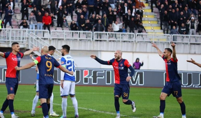 VIDEO/ “Klasikja” i takon Vllaznisë, Tirana bie keq në Shkodër