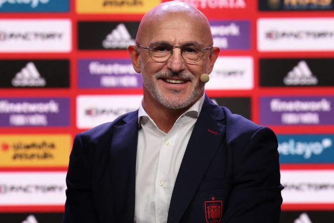 “Shqipëria, skuadra e panjohur që…”, trajneri i Spanjës analizon grupin e Euro 2024