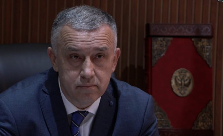 “Synohet përshkallëzimi i situatës”/ Lista Serbe reagon për herë të parë për pasurinë e konfiskuar të Radoiçiçit në Kosovë