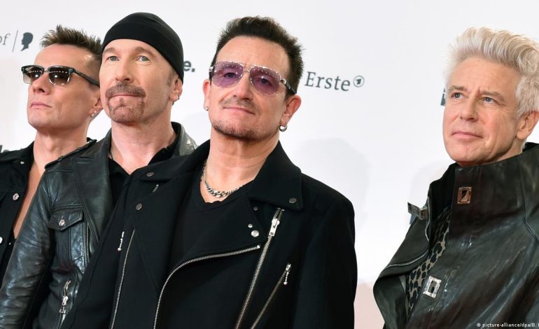 Ylli i grupit ‘U2’ ndahet nga gruaja pas 11 vitesh martesë