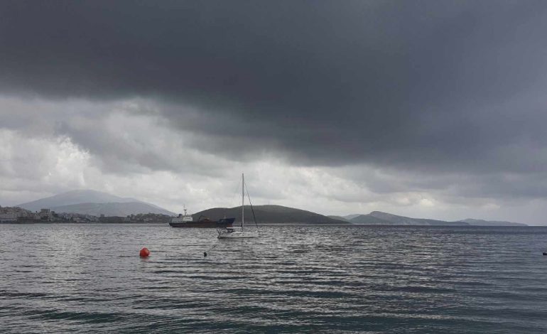 Ndryshon moti! Sot vranësira dhe shi! Sa do arrijnë temperaturat maksimale