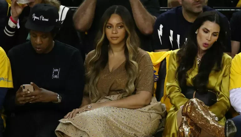 Këto tre shenja të horoskopit nuk kanë kurrë xhelozi për partnerët e tyre