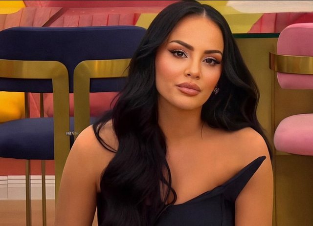 “Nëse rehatlliku do ishte foto”, Sara ndan momente në shtrat me Bardhin