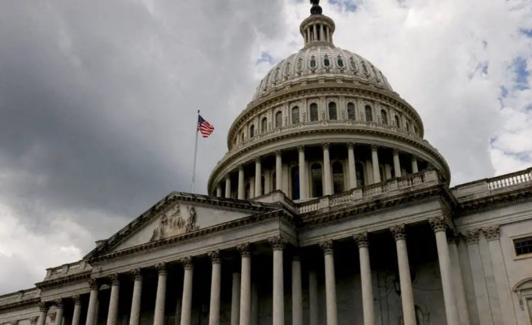 Ligji i “spiunëve”, Kongresi amerikan i jep dritën jeshile, përgjon shtetasit e huaj