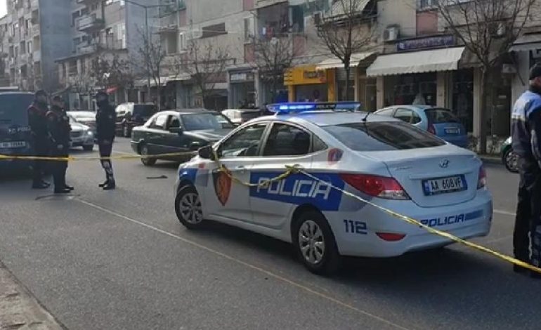 EMRI/ Tentoi të vriste një person në 2020, Apeli i heq një nga akuzat të riut nga Durrësi, dënohet me 8 vite burg