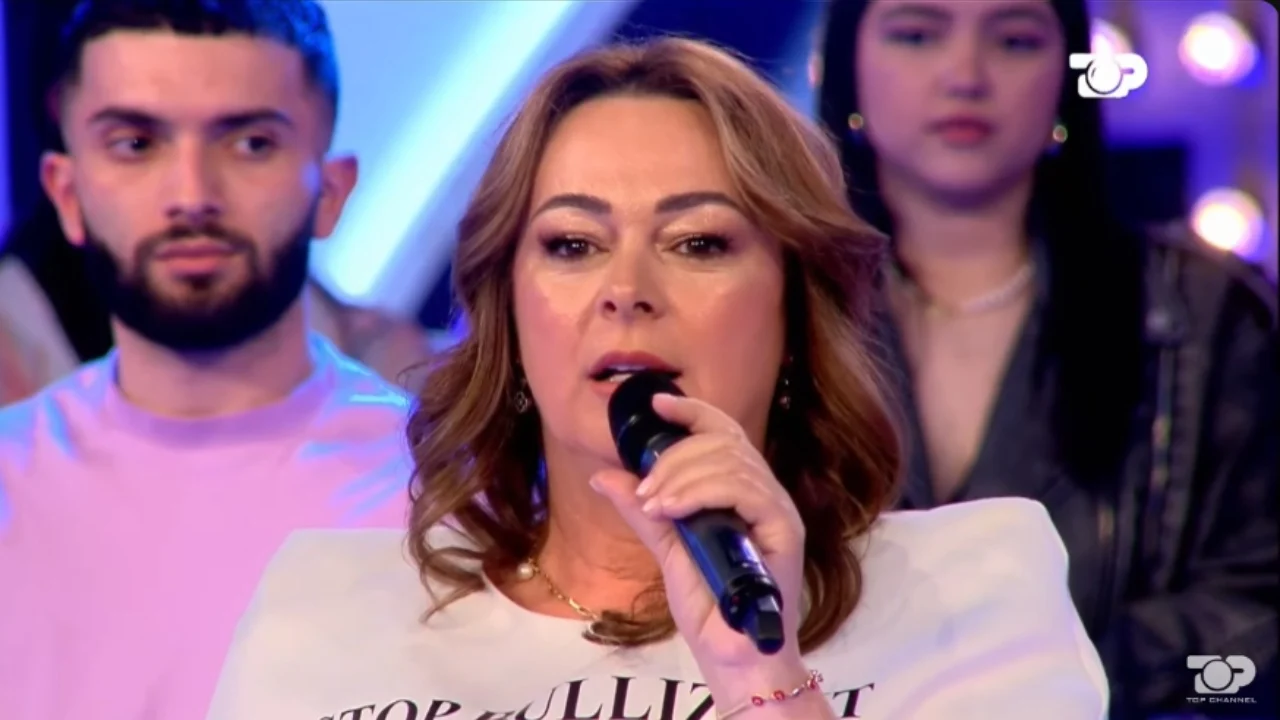 Julia: Heidit do i interesonte ajo lidhje e ja ku e kemi që po i ecën