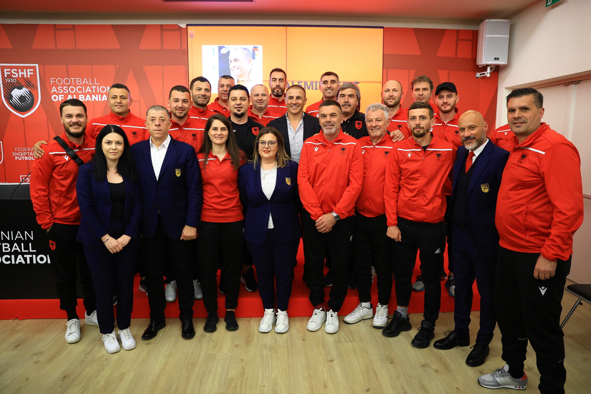“Në Itali bëhet dramë nëse humbasim një ndeshje”, Kanavaro për duelin me Shqipërinë dhe Europianin: Tani nuk kemi ndonjë skandal