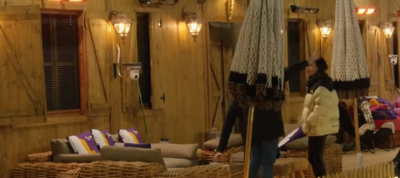 Gloria: Tani që po bëhet muaji i parë, do më shikosh çfarë jam!