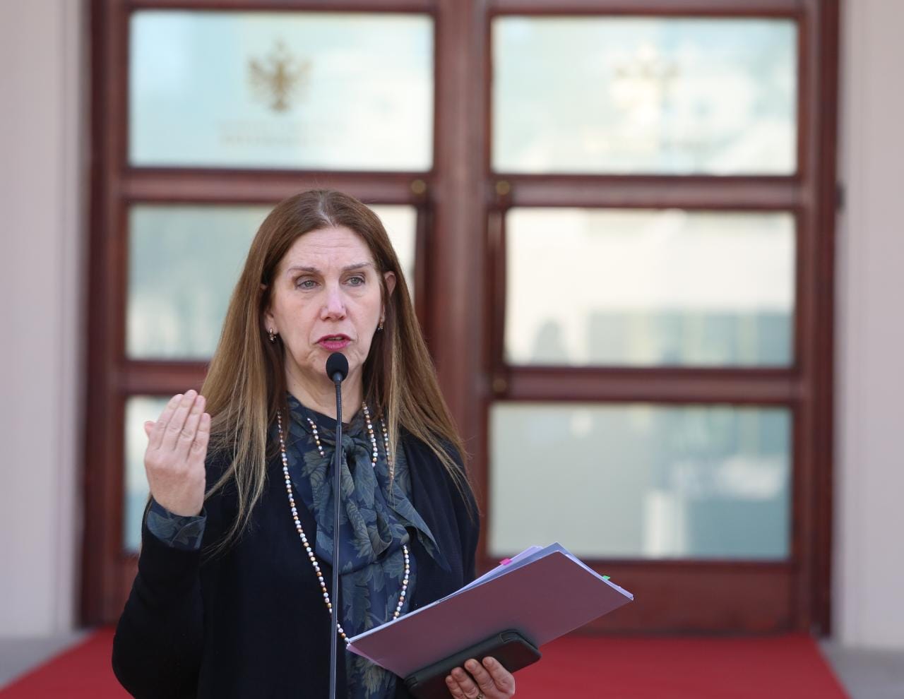 “Rrisim ofertën turistike”, Kumbaro mbron ndërtimet me 5 yje në Zonat e Mbrojtura