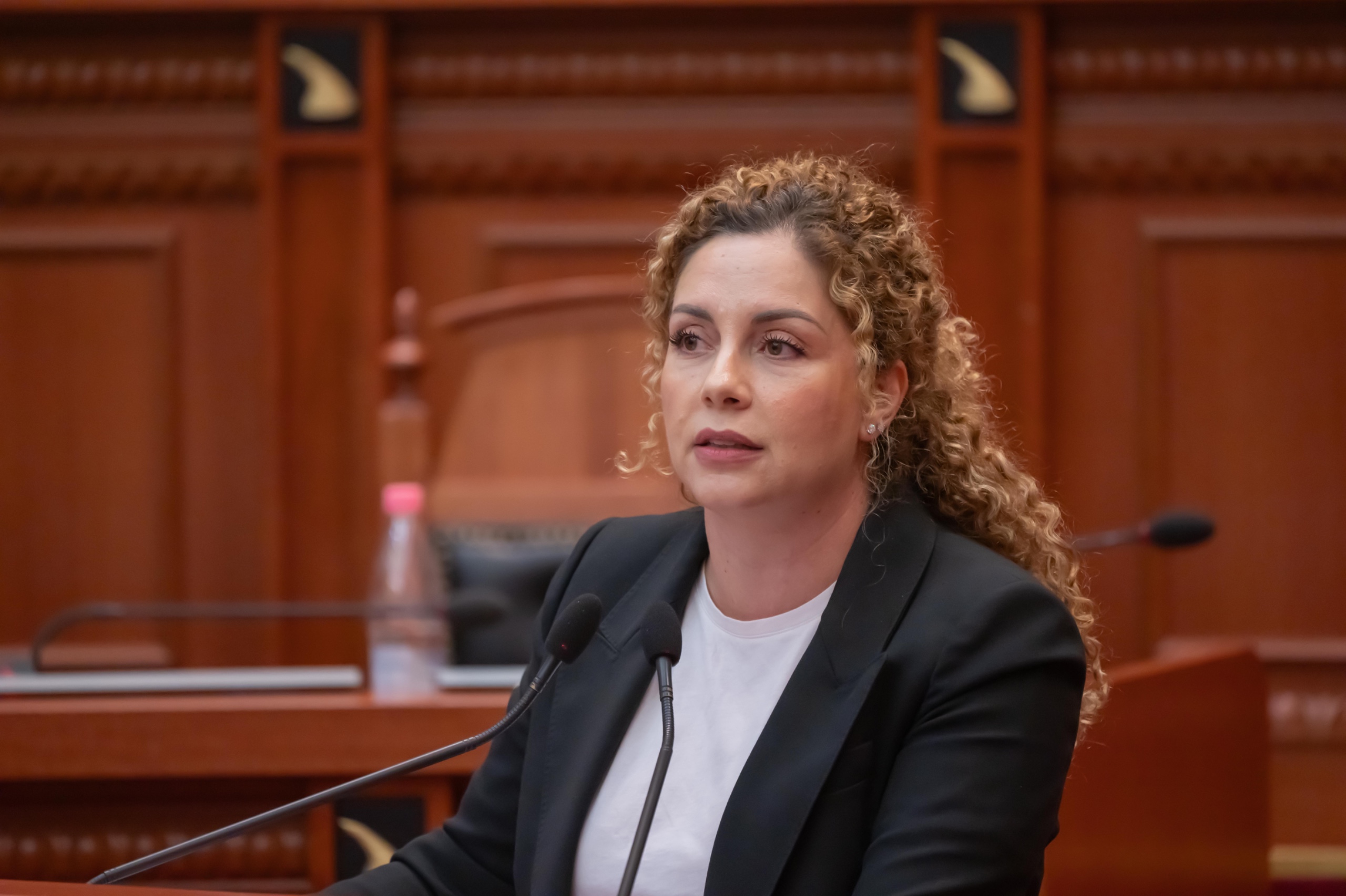 Vendimi për Xhaçkën rrezikon të përfundojë në “kalendat greke” të Kuvendit