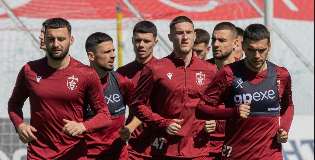 Rrogozhina transfertë “ferri” për Partizanin, shqetësojnë edhe kartonët