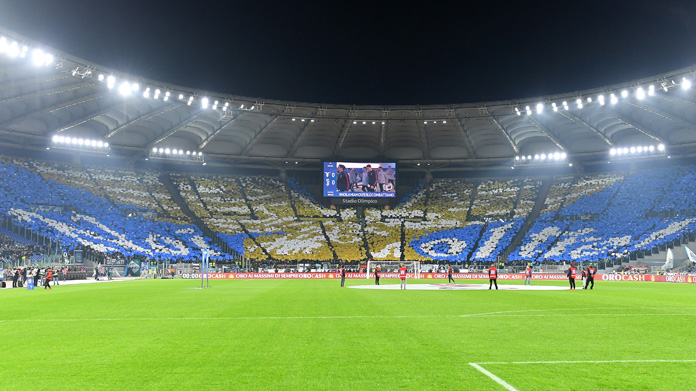 Kore raciste në derbi ndaj Lukakut dhe Abraham, tifozët e Lazios rrezikojnë shumë