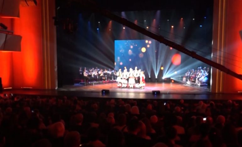 “Këngët e atdheut tim”, koncerti i Ansamblit të Këngëve dhe Valleve për nder të Lefter Çipës