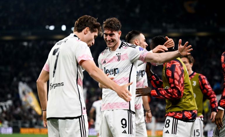 FOTO/ Dyshja e Kupës, Chiesa-Vlahovic ringjallin “Zonjën e Vjetër”, rezervojnë finalen e Kupës (VIDEO)