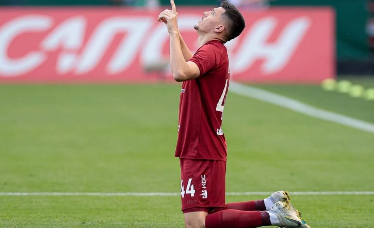 U vlerësua si lojtari i ndeshjes, trajneri i Rubin Kazan zbulon sekretin e Dakut: Mbase ka rënë në dashuri (VIDEO)