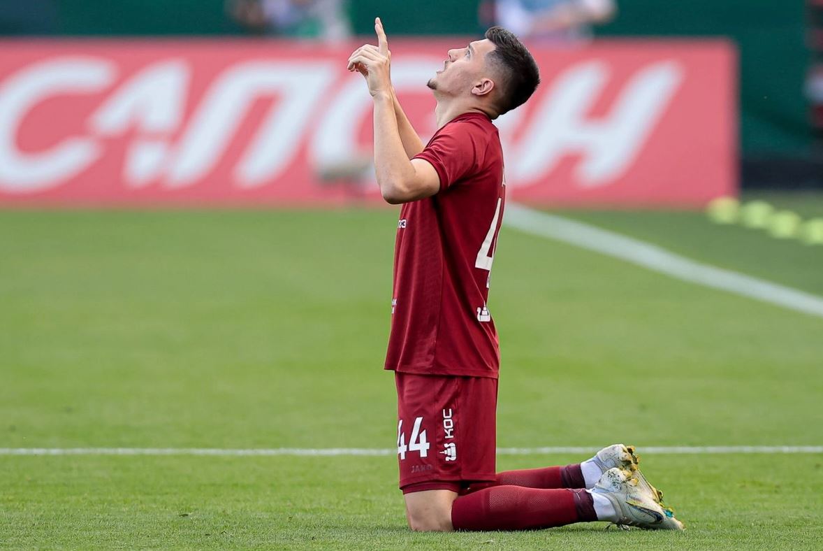 U vlerësua si lojtari i ndeshjes, trajneri i Rubin Kazan zbulon sekretin e Dakut: Mbase ka rënë në dashuri (VIDEO)